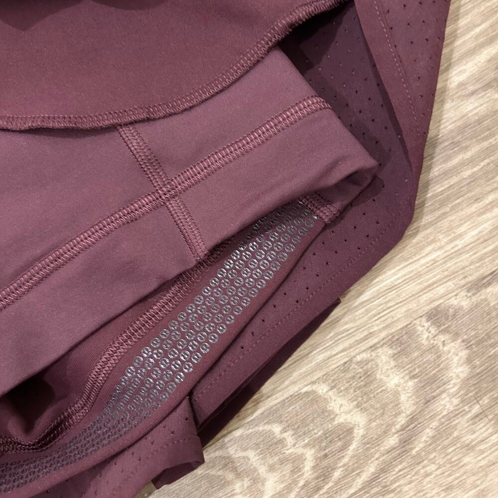 Lululemon Perforated Tennis Skirt Goodnight Plum Light Ivory Size 6 - Picture 9 of 16
